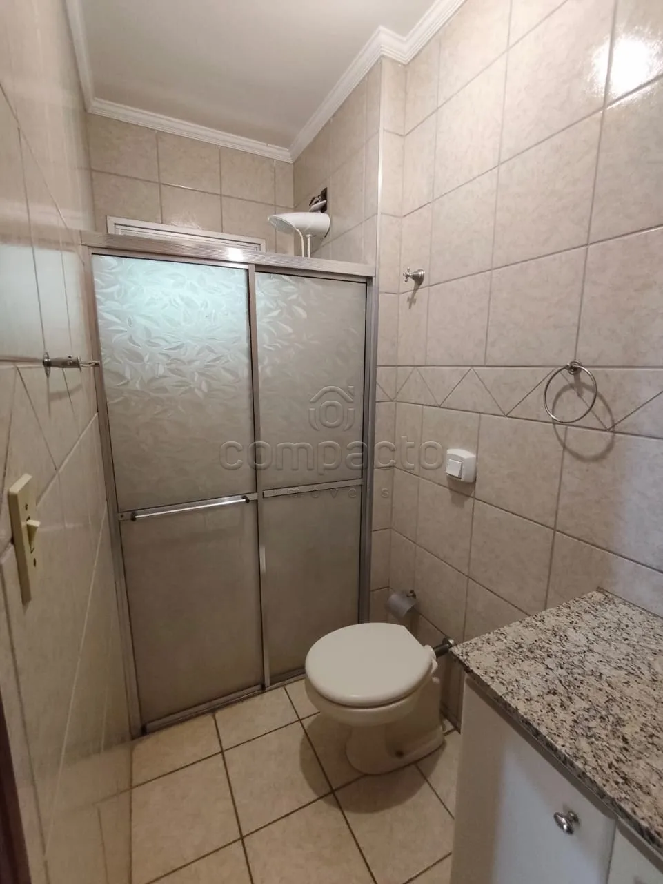 Alugar Apartamento / Padr&atilde;o em S&atilde;o Jos&eacute; do Rio Preto R$ 1.500,00 - Foto 21