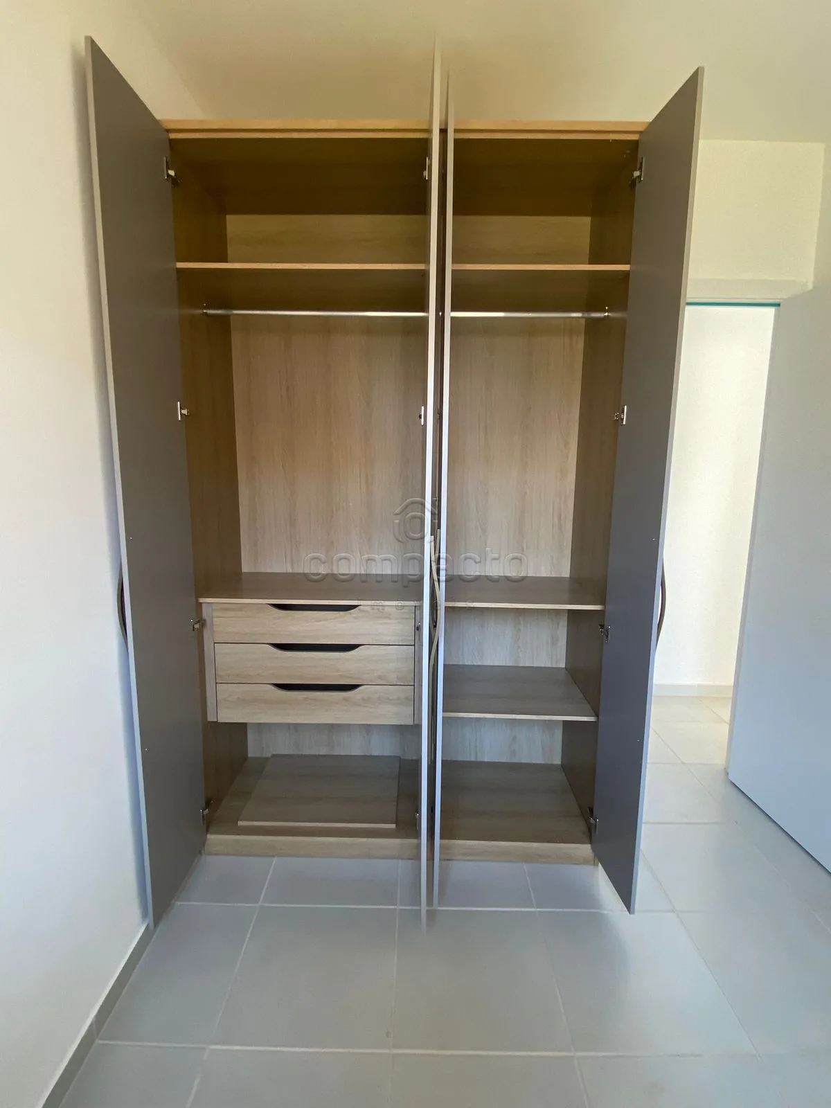 Alugar Casa / Condom&iacute;nio em Bady Bassitt R$ 1.500,00 - Foto 8