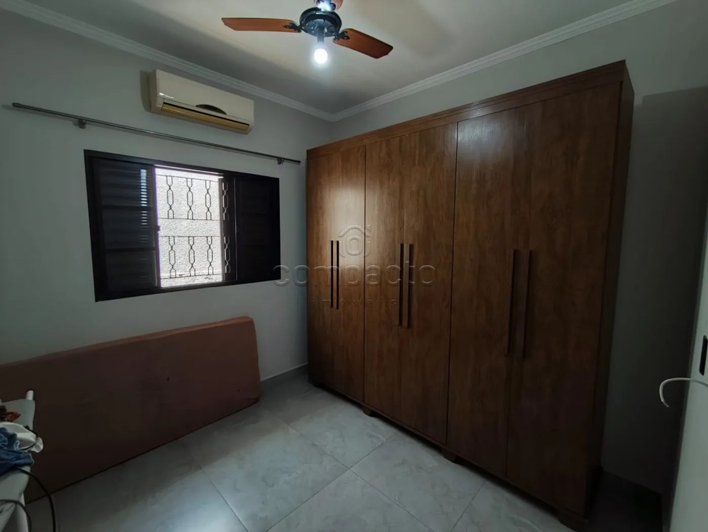 Alugar Casa / Condom&iacute;nio em S&atilde;o Jos&eacute; do Rio Preto R$ 2.200,00 - Foto 15