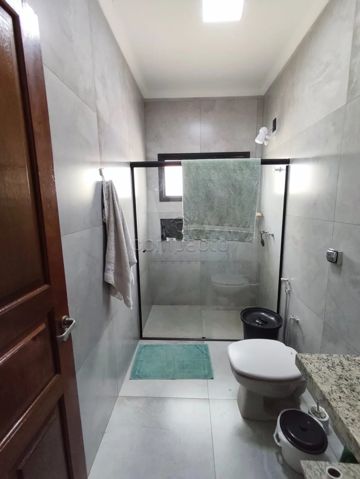 Alugar Casa / Condom&iacute;nio em S&atilde;o Jos&eacute; do Rio Preto R$ 2.200,00 - Foto 17