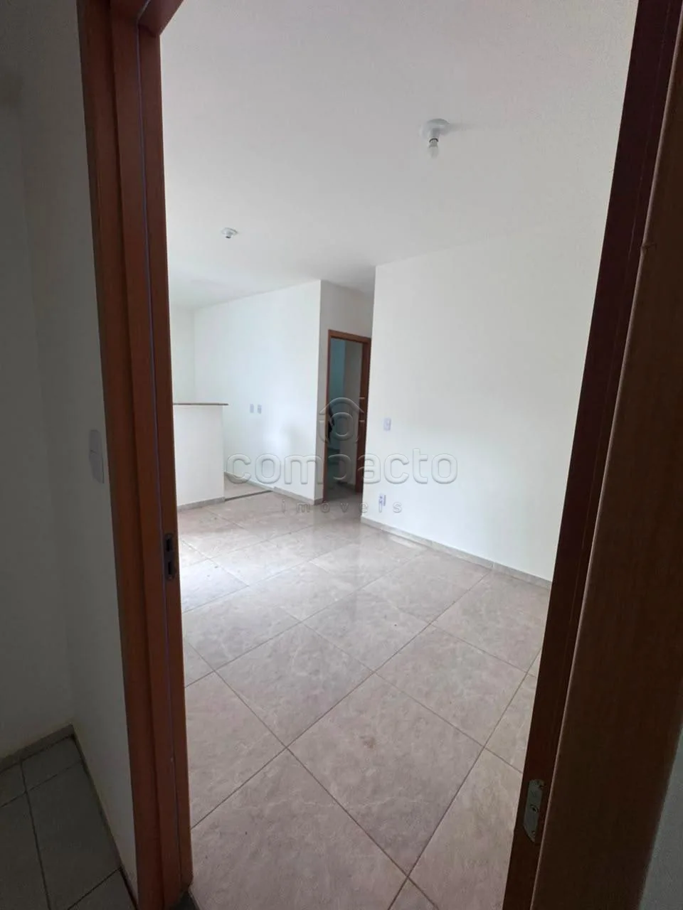 Alugar Apartamento / Padr&atilde;o em S&atilde;o Jos&eacute; do Rio Preto R$ 1.350,00 - Foto 1
