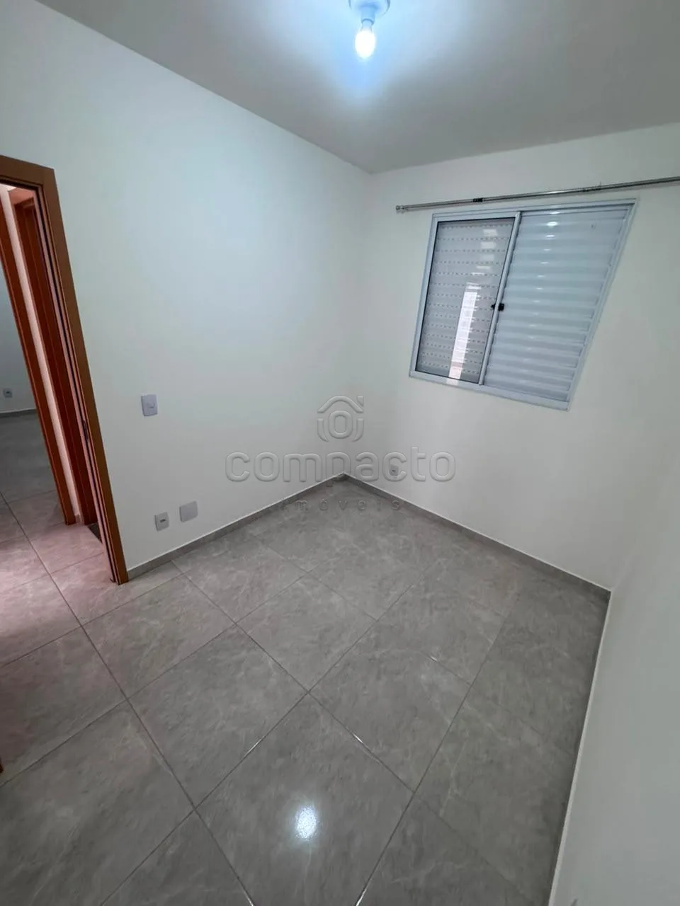 Alugar Apartamento / Padr&atilde;o em S&atilde;o Jos&eacute; do Rio Preto R$ 1.350,00 - Foto 8