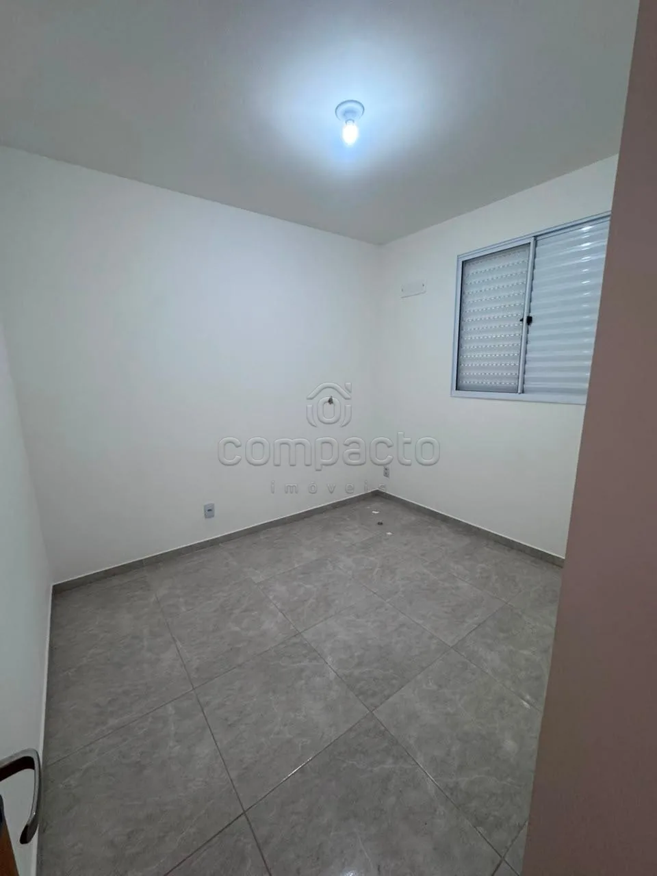 Alugar Apartamento / Padr&atilde;o em S&atilde;o Jos&eacute; do Rio Preto R$ 1.350,00 - Foto 11