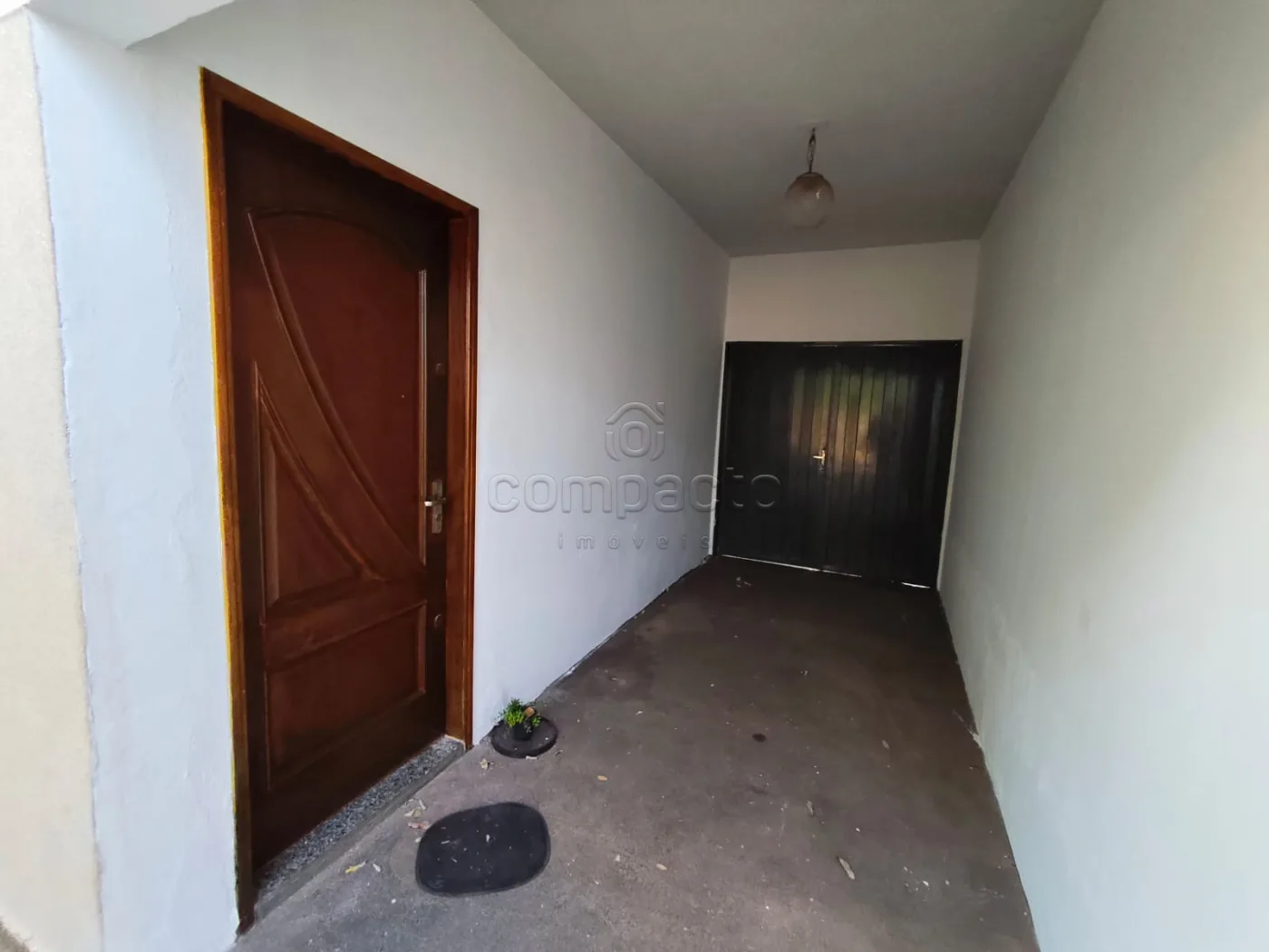 Alugar Casa / Padr&atilde;o em S&atilde;o Jos&eacute; do Rio Preto R$ 2.000,00 - Foto 2