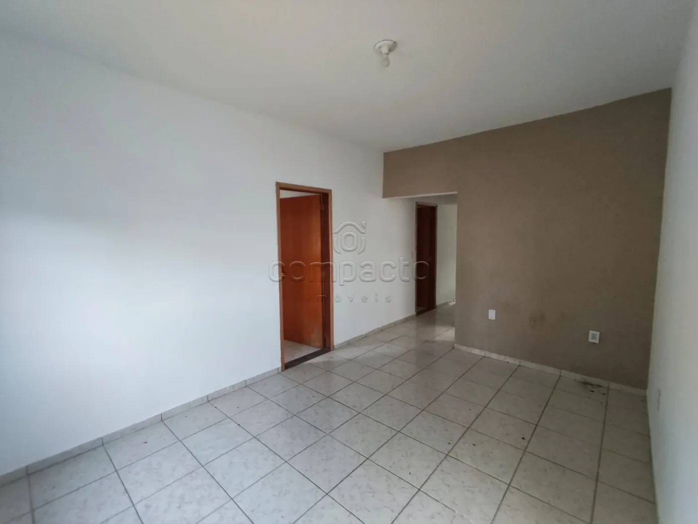 Alugar Casa / Padr&atilde;o em S&atilde;o Jos&eacute; do Rio Preto R$ 2.000,00 - Foto 3