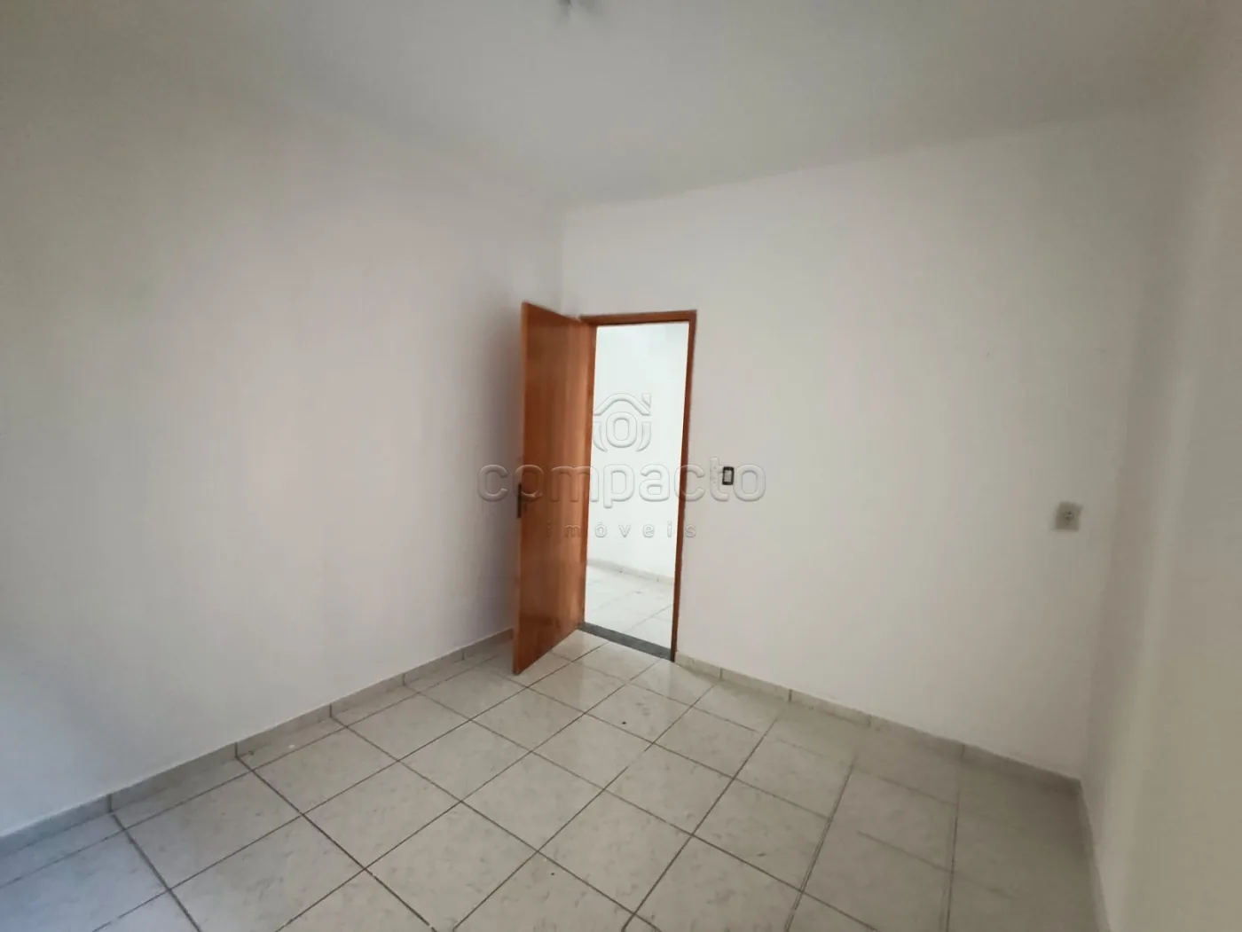 Alugar Casa / Padr&atilde;o em S&atilde;o Jos&eacute; do Rio Preto R$ 2.000,00 - Foto 11