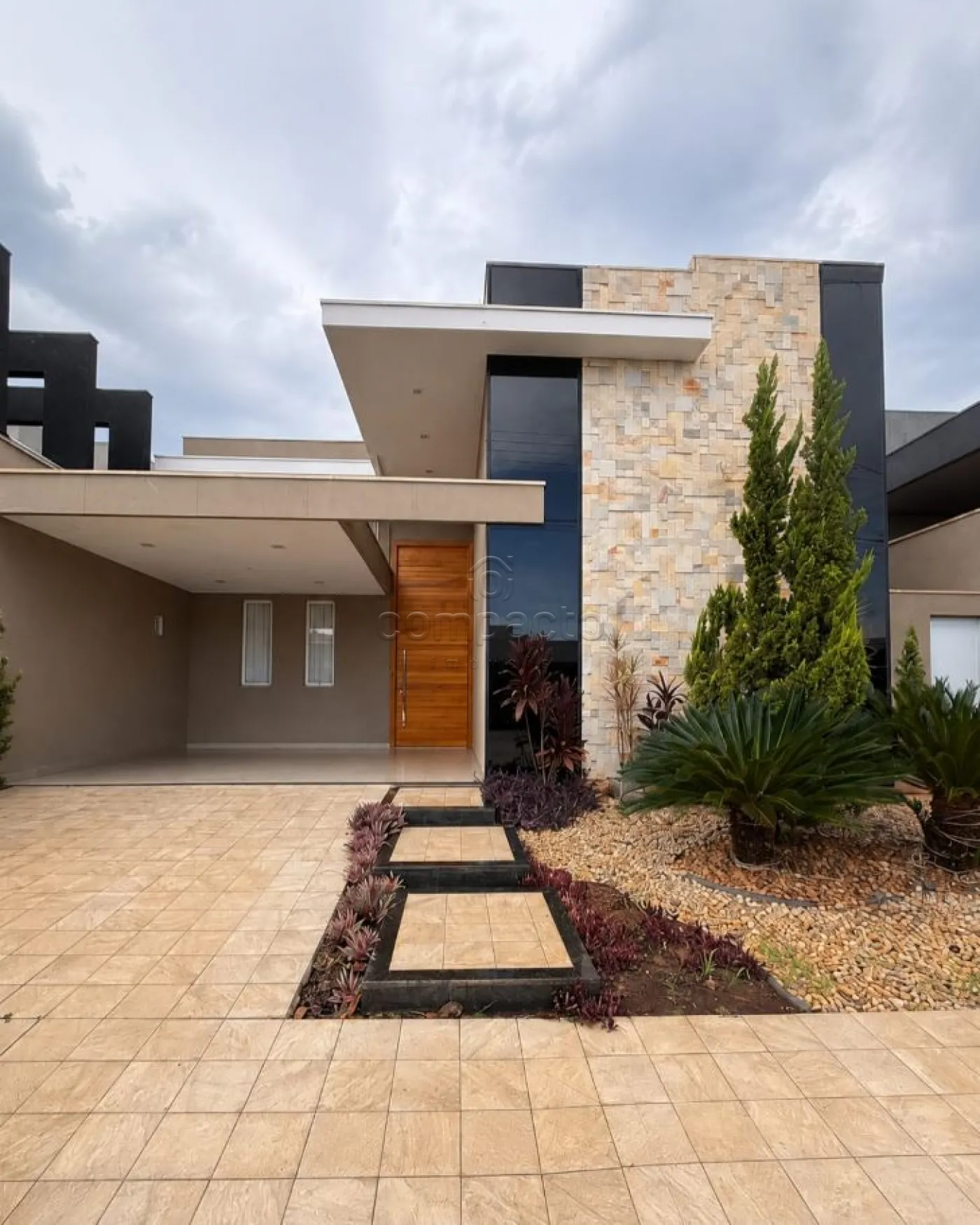 Comprar Casa / Condom&iacute;nio em S&atilde;o Jos&eacute; do Rio Preto R$ 1.680.000,00 - Foto 1