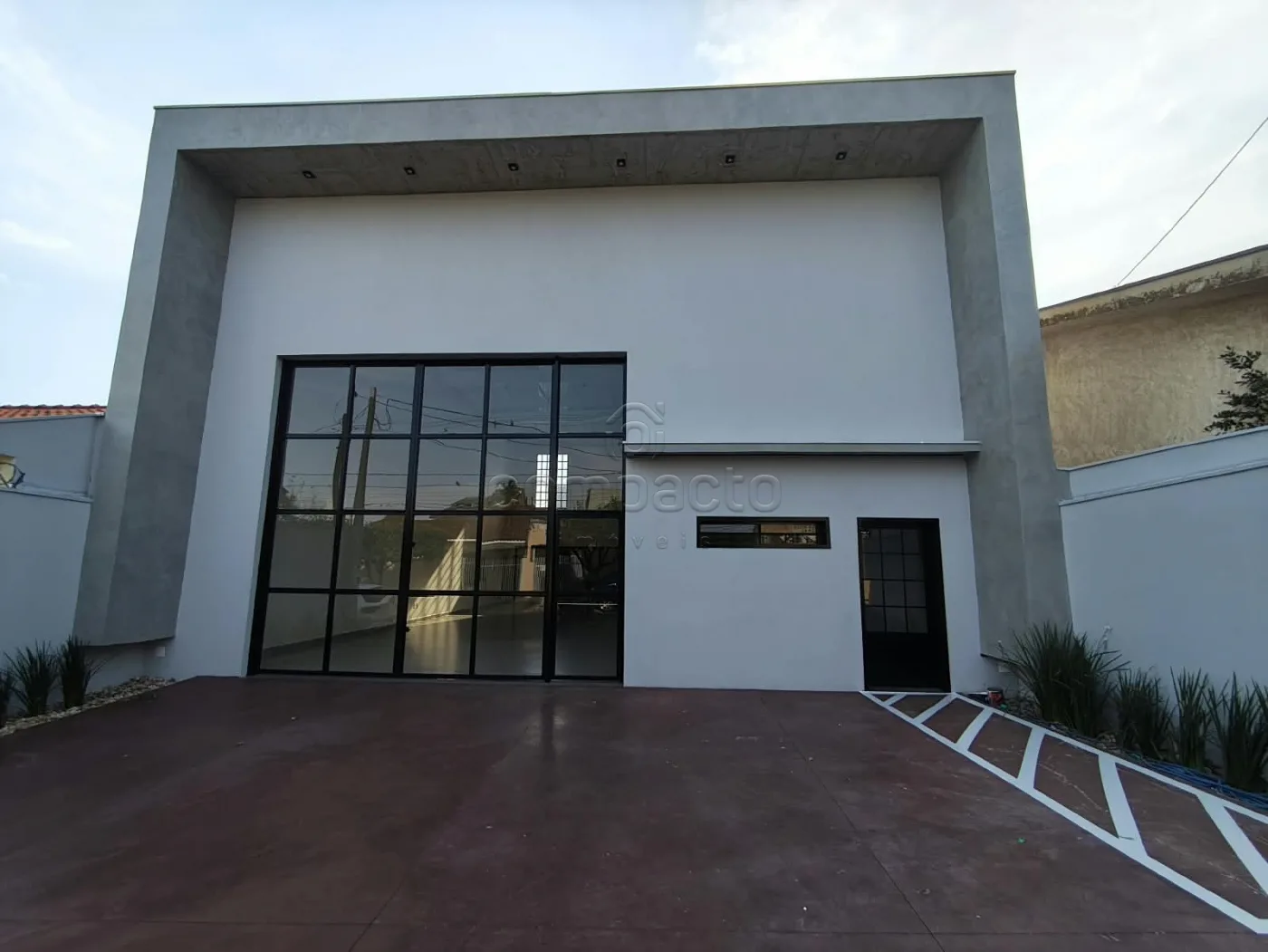 Alugar Comercial / Sal&atilde;o em S&atilde;o Jos&eacute; do Rio Preto R$ 9.500,00 - Foto 1