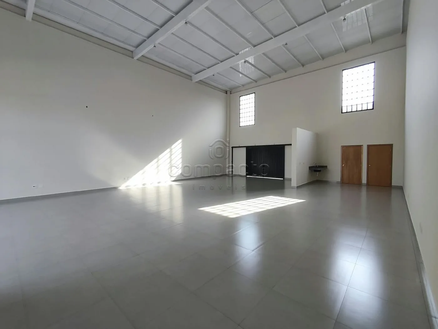 Alugar Comercial / Sal&atilde;o em S&atilde;o Jos&eacute; do Rio Preto R$ 9.500,00 - Foto 4