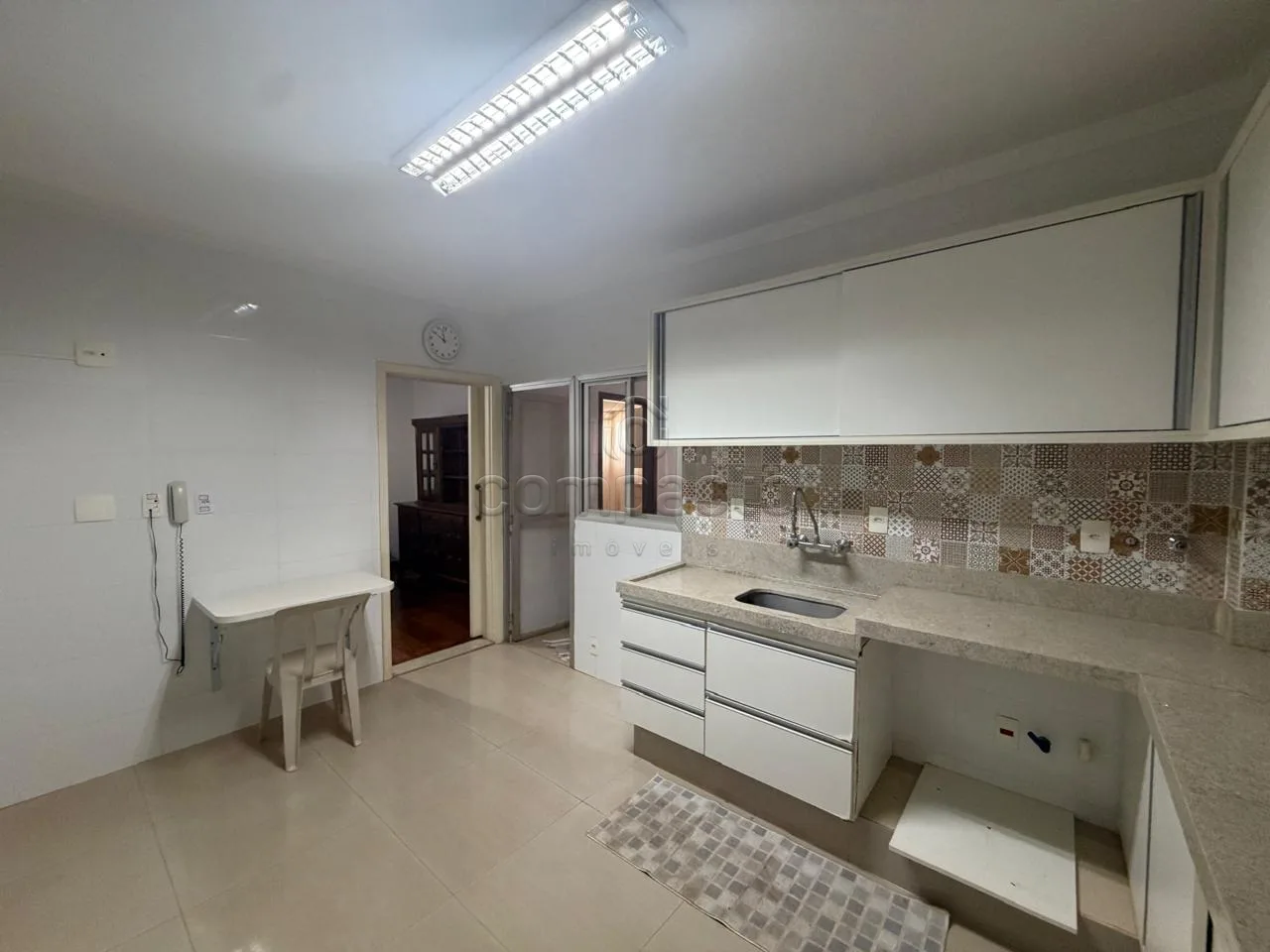 Alugar Apartamento / Padr&atilde;o em S&atilde;o Jos&eacute; do Rio Preto R$ 3.300,00 - Foto 17