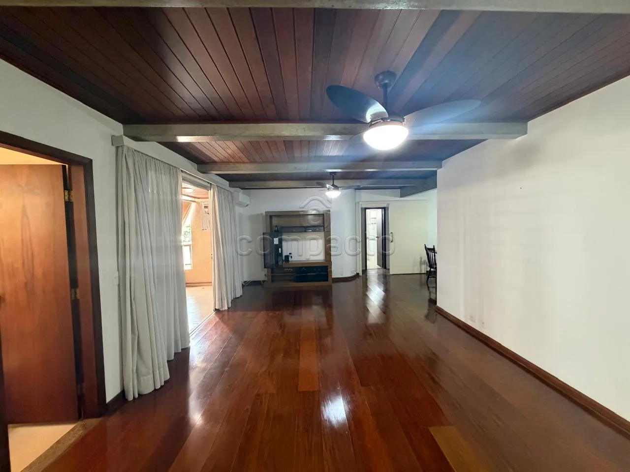 Alugar Apartamento / Padr&atilde;o em S&atilde;o Jos&eacute; do Rio Preto R$ 3.300,00 - Foto 1