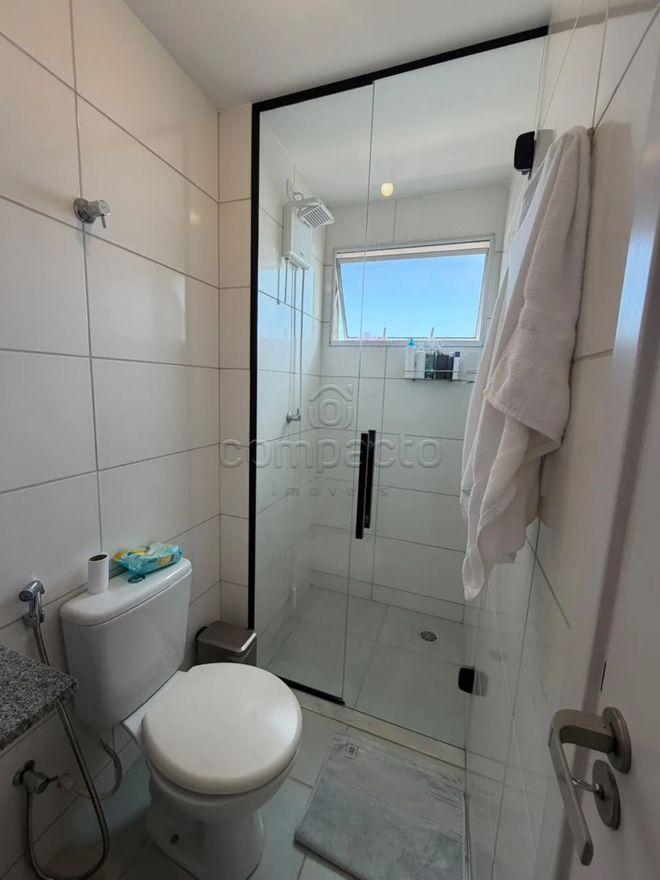 Alugar Apartamento / Padr&atilde;o em S&atilde;o Jos&eacute; do Rio Preto R$ 3.400,00 - Foto 17