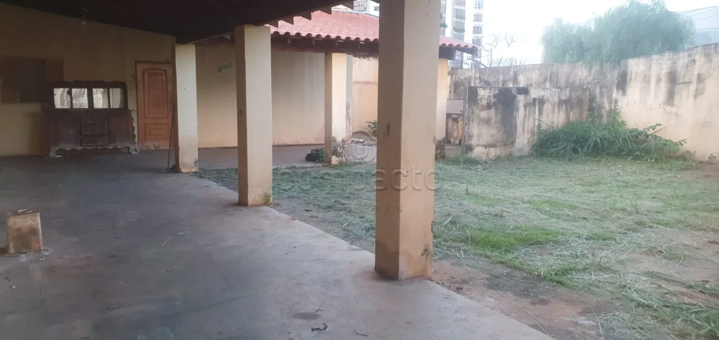 Alugar Comercial / Casa em S&atilde;o Jos&eacute; do Rio Preto R$ 3.000,00 - Foto 1