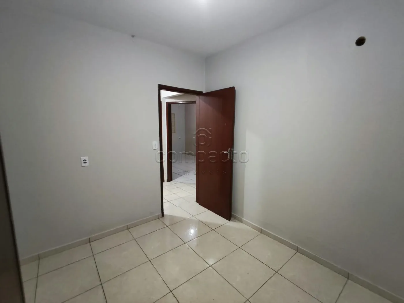 Alugar Casa / Padr&atilde;o em S&atilde;o Jos&eacute; do Rio Preto R$ 2.500,00 - Foto 21
