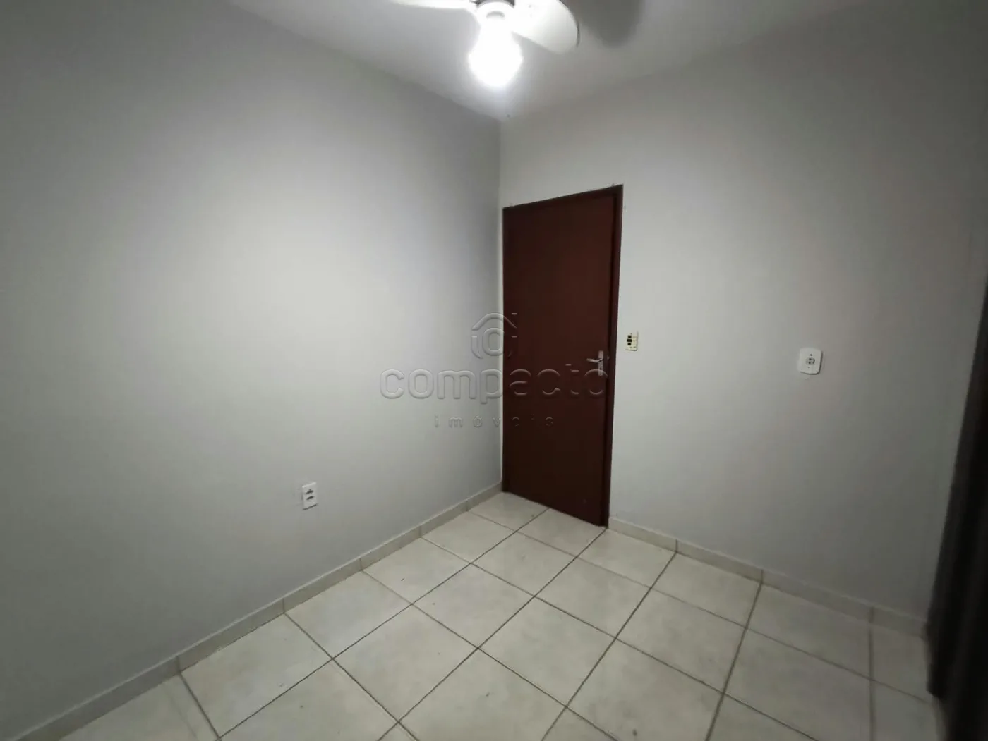 Alugar Casa / Padr&atilde;o em S&atilde;o Jos&eacute; do Rio Preto R$ 2.500,00 - Foto 24