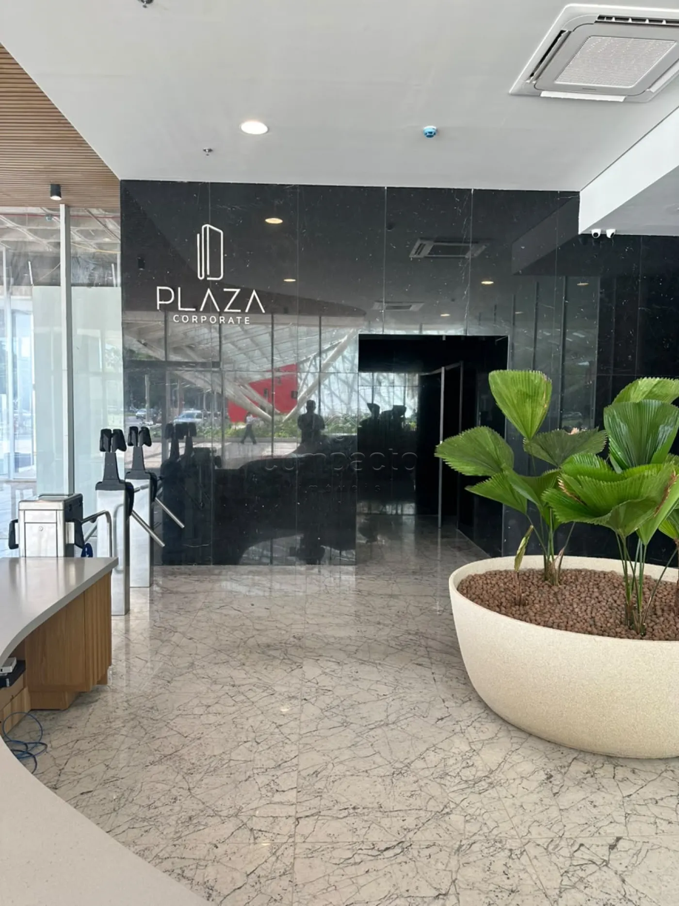 Alugar Comercial / SalaLoja Condom&iacute;nio em S&atilde;o Jos&eacute; do Rio Preto R$ 6.500,00 - Foto 20