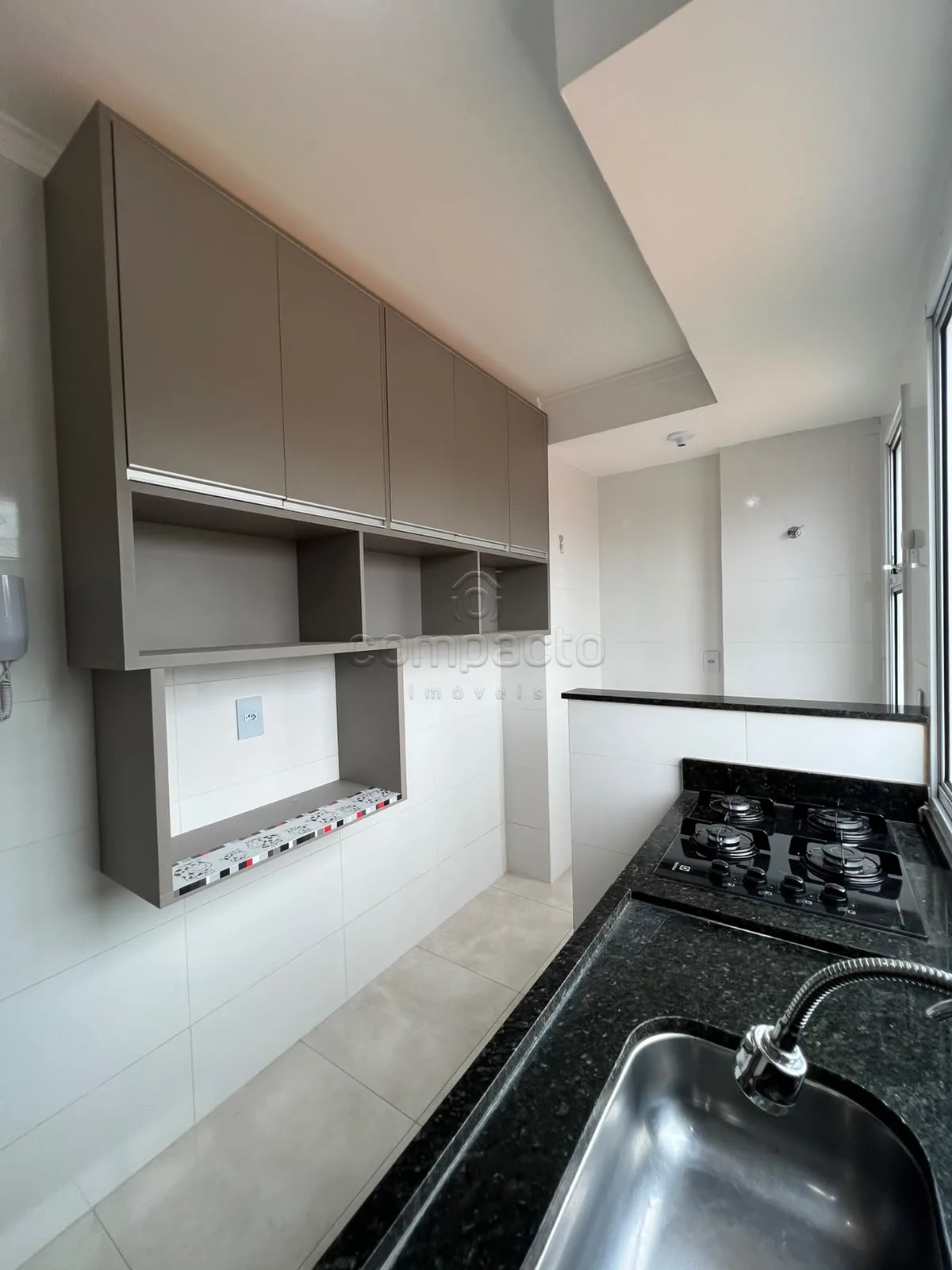 Alugar Apartamento / Padr&atilde;o em S&atilde;o Jos&eacute; do Rio Preto R$ 2.200,00 - Foto 7