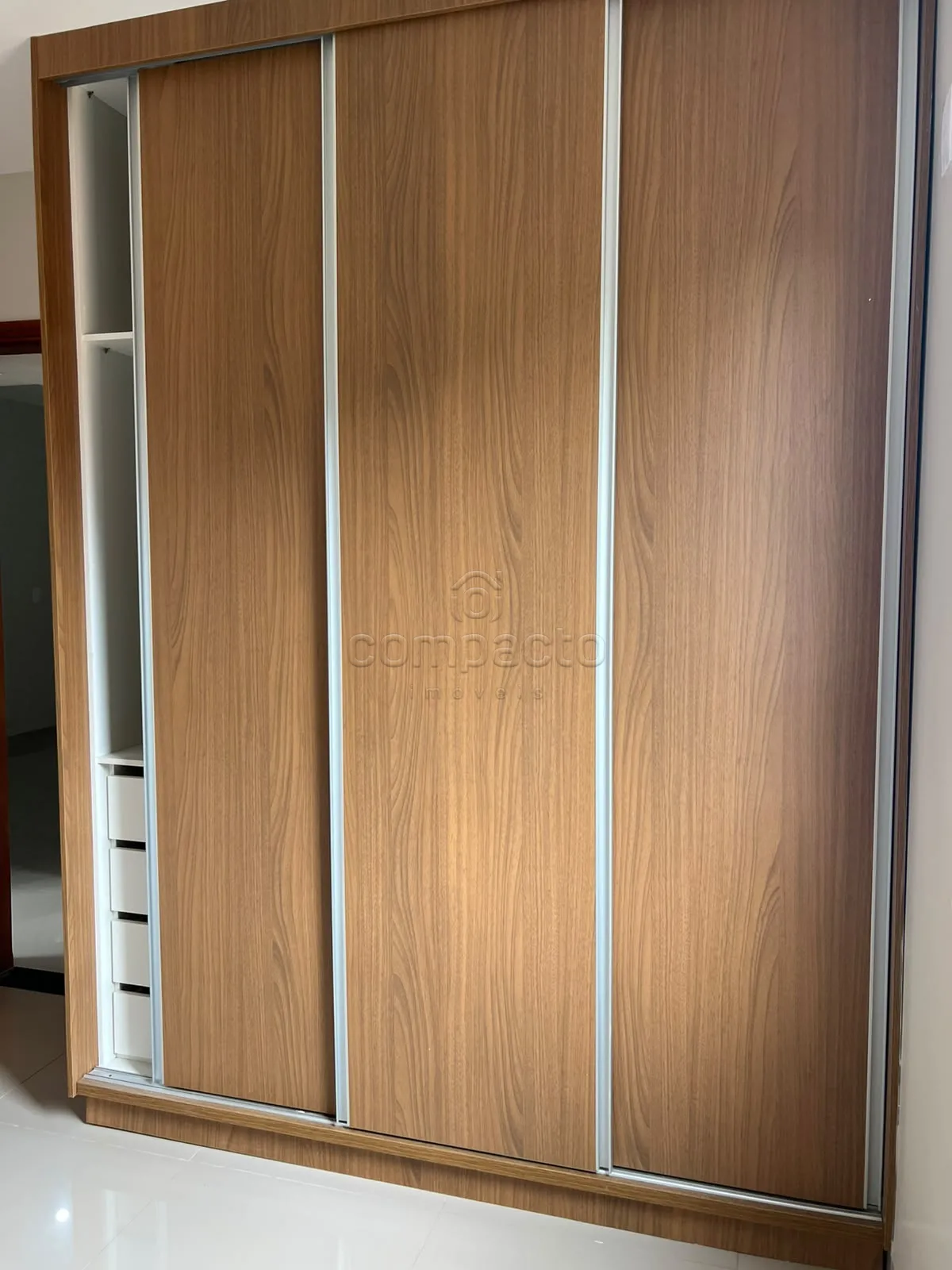 Alugar Apartamento / Padr&atilde;o em S&atilde;o Jos&eacute; do Rio Preto R$ 2.200,00 - Foto 17