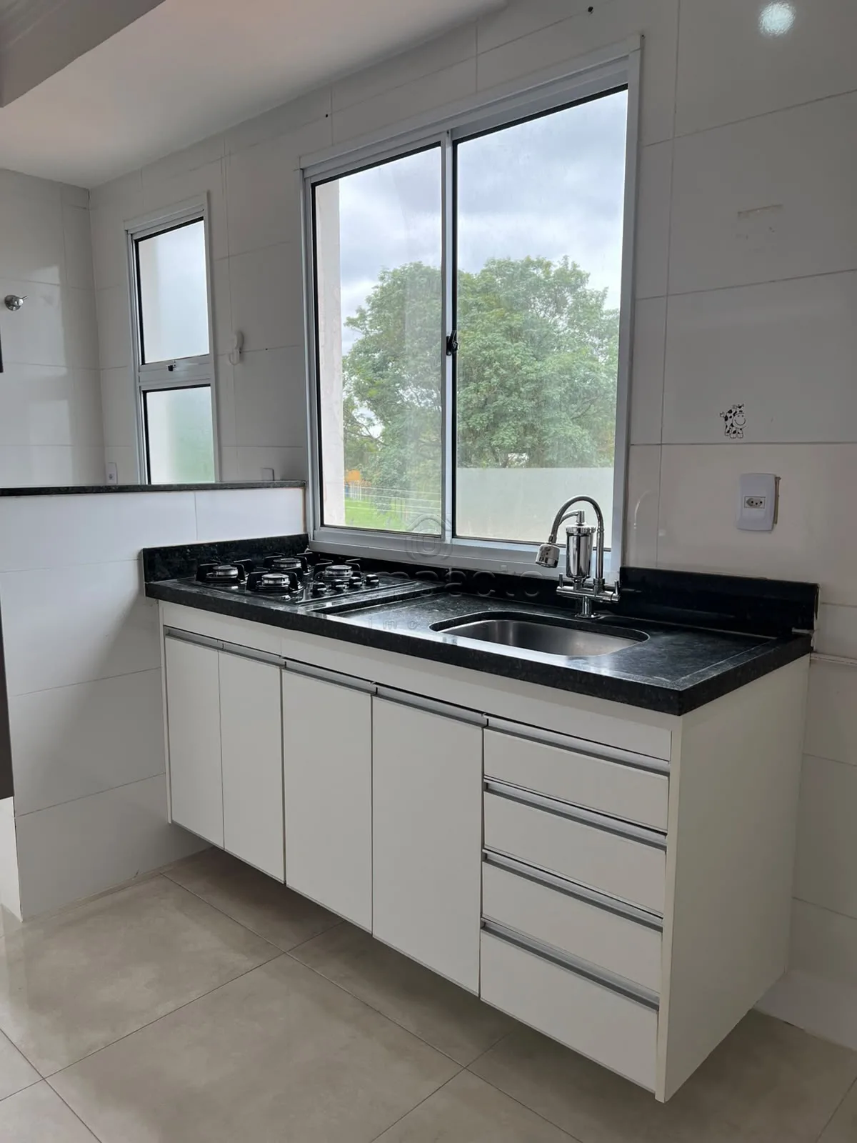 Alugar Apartamento / Padr&atilde;o em S&atilde;o Jos&eacute; do Rio Preto R$ 2.200,00 - Foto 5