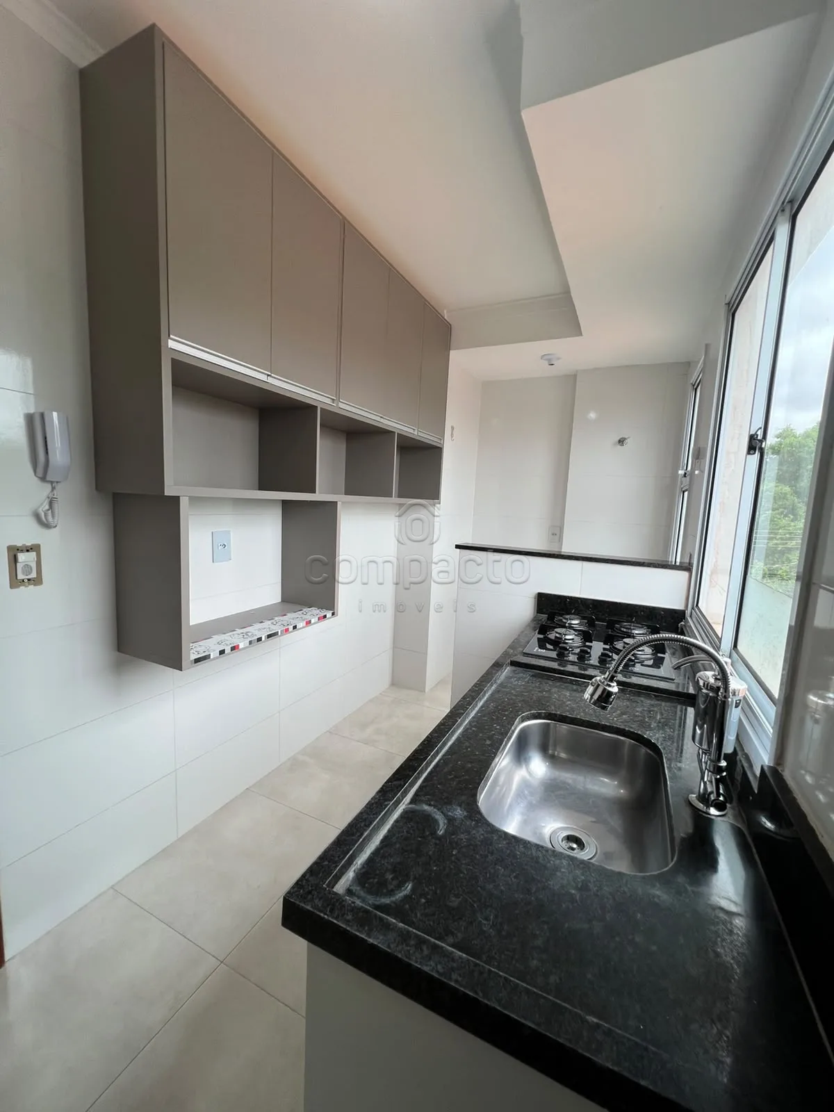 Alugar Apartamento / Padr&atilde;o em S&atilde;o Jos&eacute; do Rio Preto R$ 2.200,00 - Foto 6