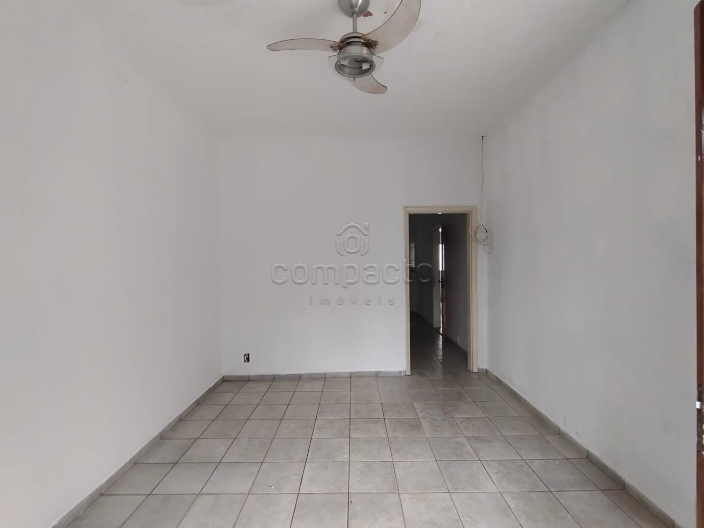 Alugar Casa / Padr&atilde;o em S&atilde;o Jos&eacute; do Rio Preto R$ 2.500,00 - Foto 7