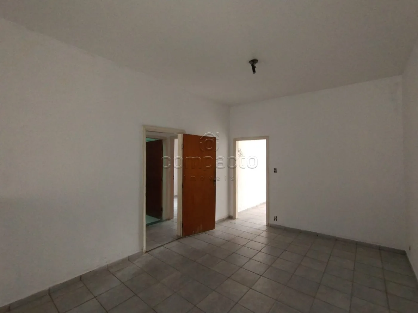Alugar Casa / Padr&atilde;o em S&atilde;o Jos&eacute; do Rio Preto R$ 2.500,00 - Foto 19