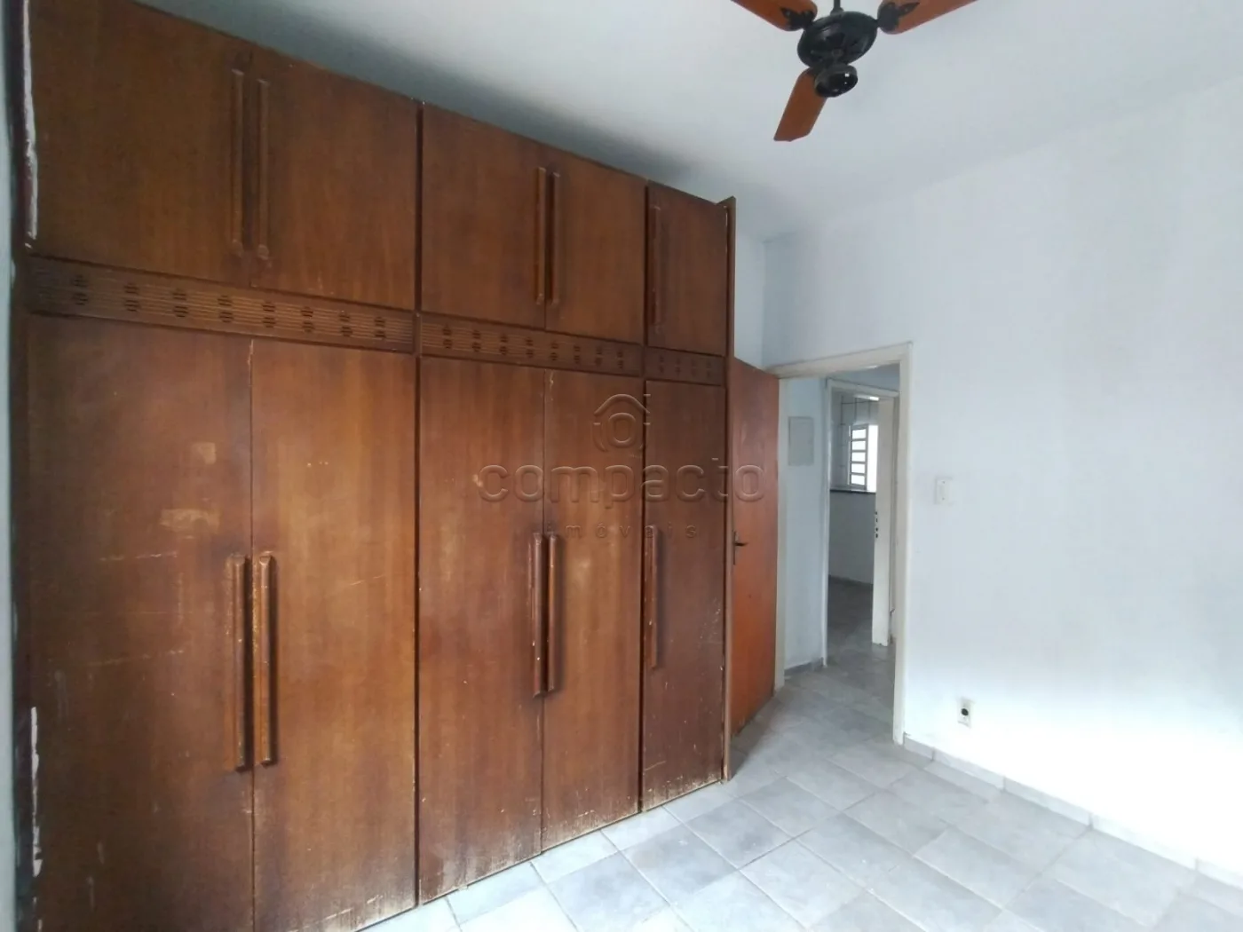 Alugar Casa / Padr&atilde;o em S&atilde;o Jos&eacute; do Rio Preto R$ 2.500,00 - Foto 18