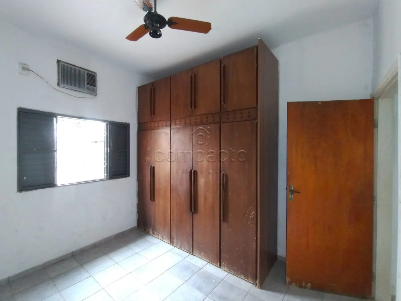 Alugar Casa / Padr&atilde;o em S&atilde;o Jos&eacute; do Rio Preto R$ 2.500,00 - Foto 16