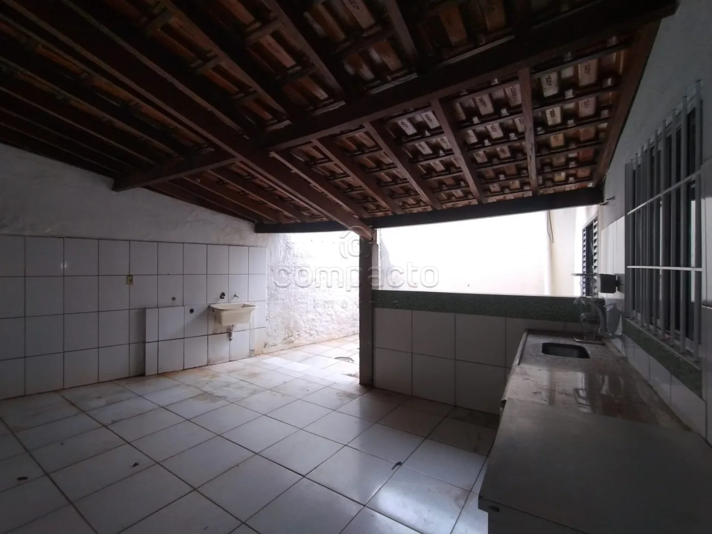 Alugar Casa / Padr&atilde;o em S&atilde;o Jos&eacute; do Rio Preto R$ 2.500,00 - Foto 31