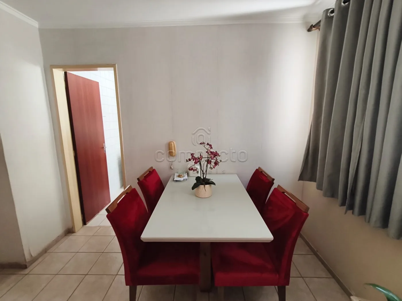 Alugar Apartamento / Padr&atilde;o em S&atilde;o Jos&eacute; do Rio Preto R$ 1.450,00 - Foto 4