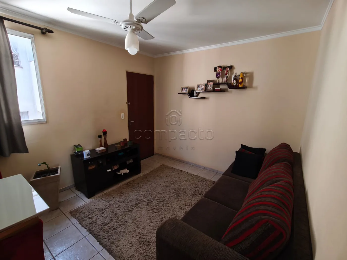 Alugar Apartamento / Padr&atilde;o em S&atilde;o Jos&eacute; do Rio Preto R$ 1.450,00 - Foto 6