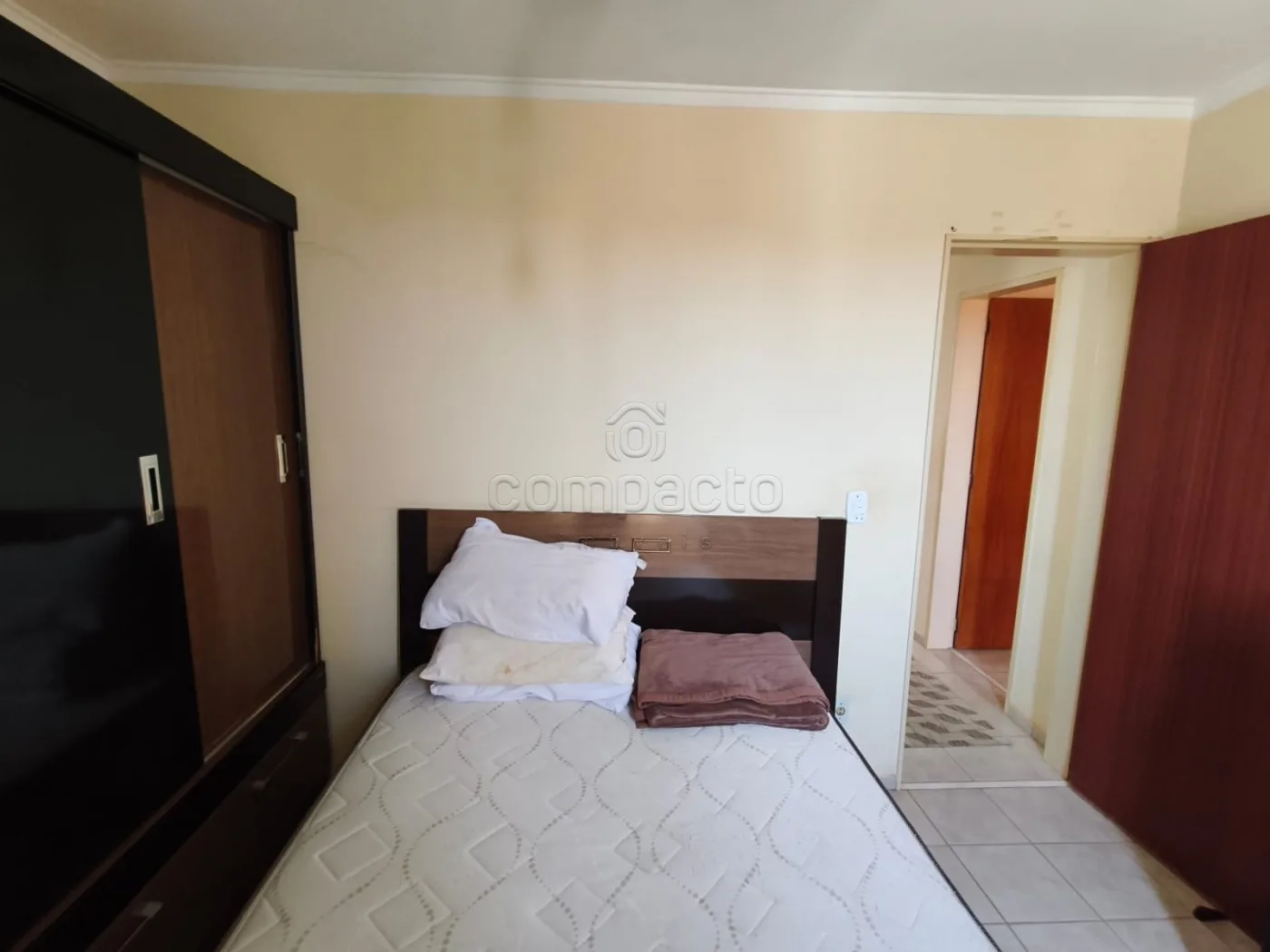Alugar Apartamento / Padr&atilde;o em S&atilde;o Jos&eacute; do Rio Preto R$ 1.450,00 - Foto 15