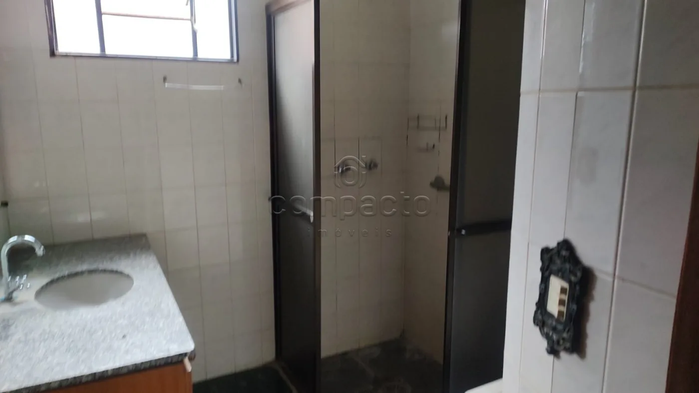 Alugar Casa / Padr&atilde;o em S&atilde;o Jos&eacute; do Rio Preto R$ 1.500,00 - Foto 8