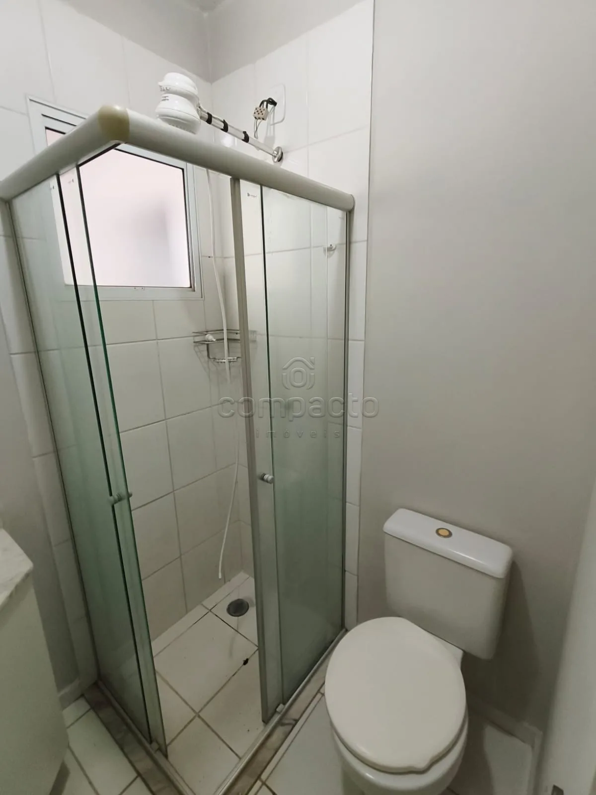 Alugar Casa / Condom&iacute;nio em S&atilde;o Jos&eacute; do Rio Preto R$ 1.900,00 - Foto 7