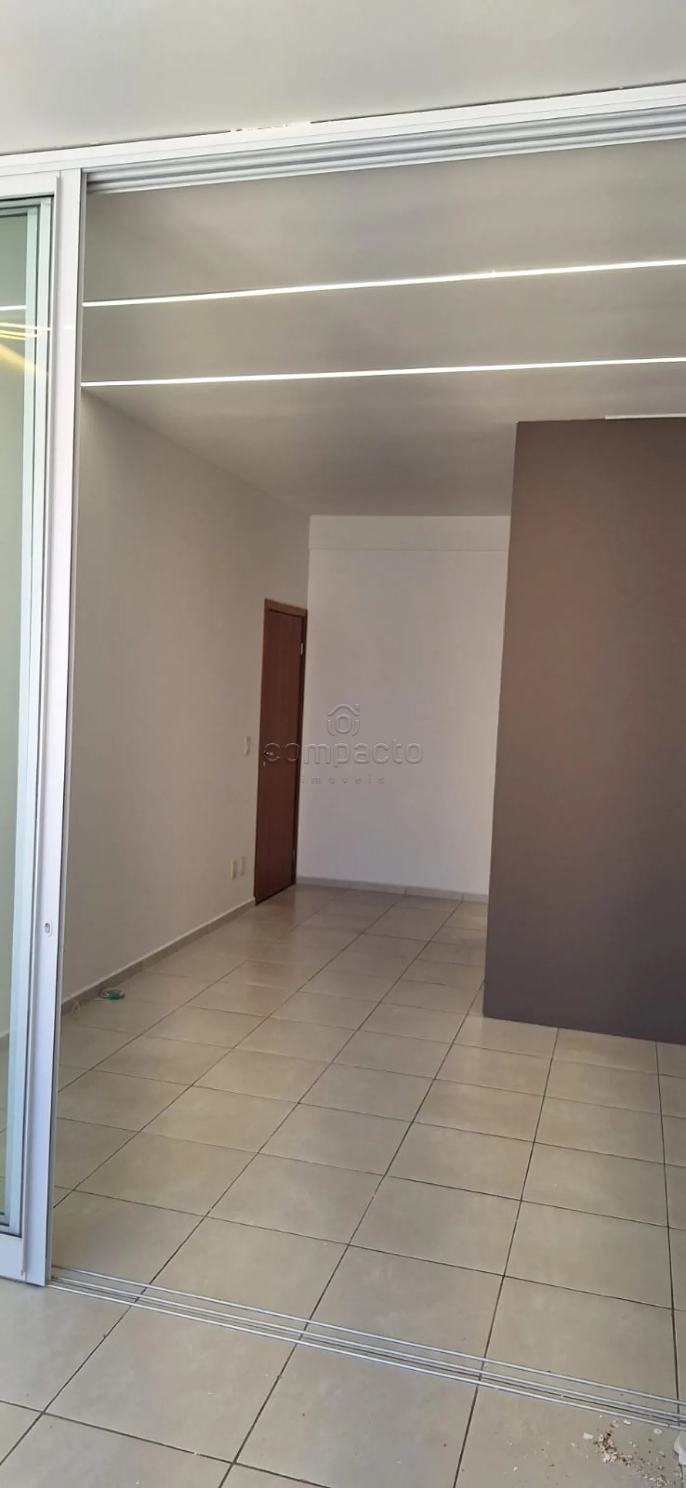 Alugar Comercial / SalaLoja Condom&iacute;nio em S&atilde;o Jos&eacute; do Rio Preto R$ 1.800,00 - Foto 3