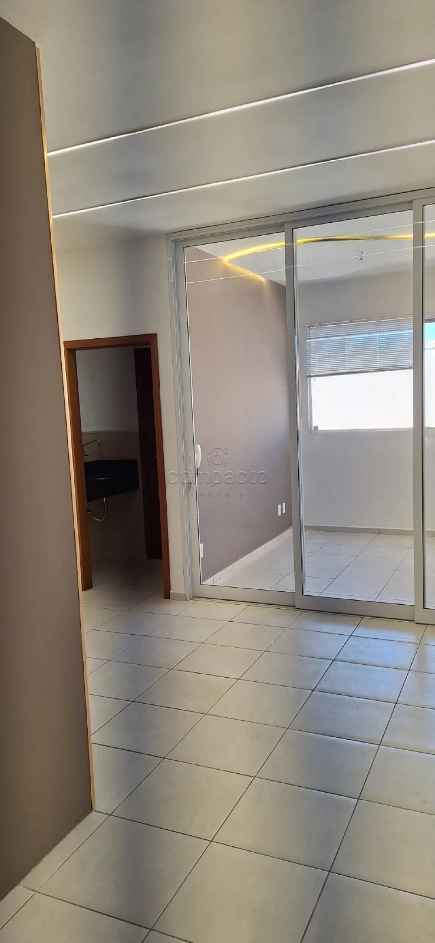 Alugar Comercial / SalaLoja Condom&iacute;nio em S&atilde;o Jos&eacute; do Rio Preto R$ 1.800,00 - Foto 7