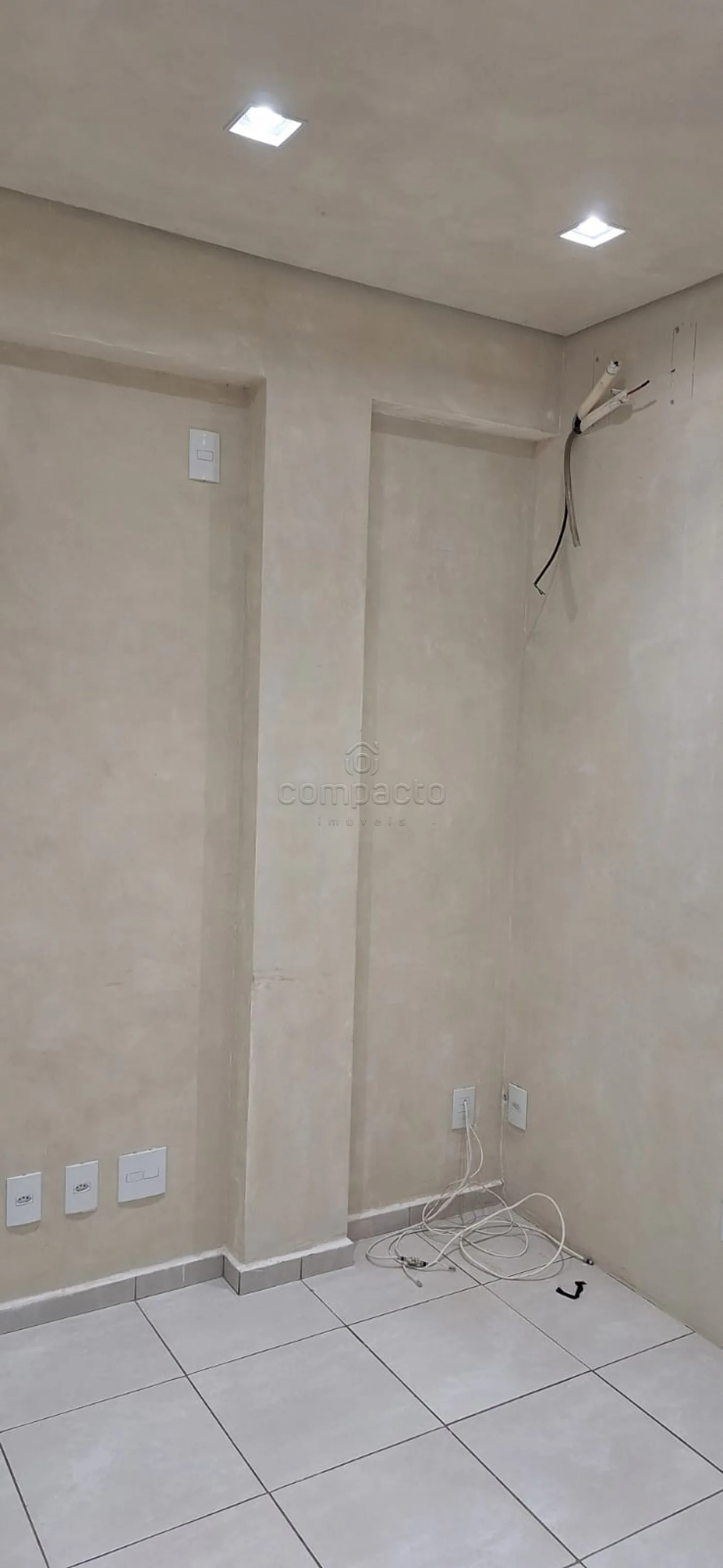 Alugar Comercial / SalaLoja Condom&iacute;nio em S&atilde;o Jos&eacute; do Rio Preto R$ 1.800,00 - Foto 11