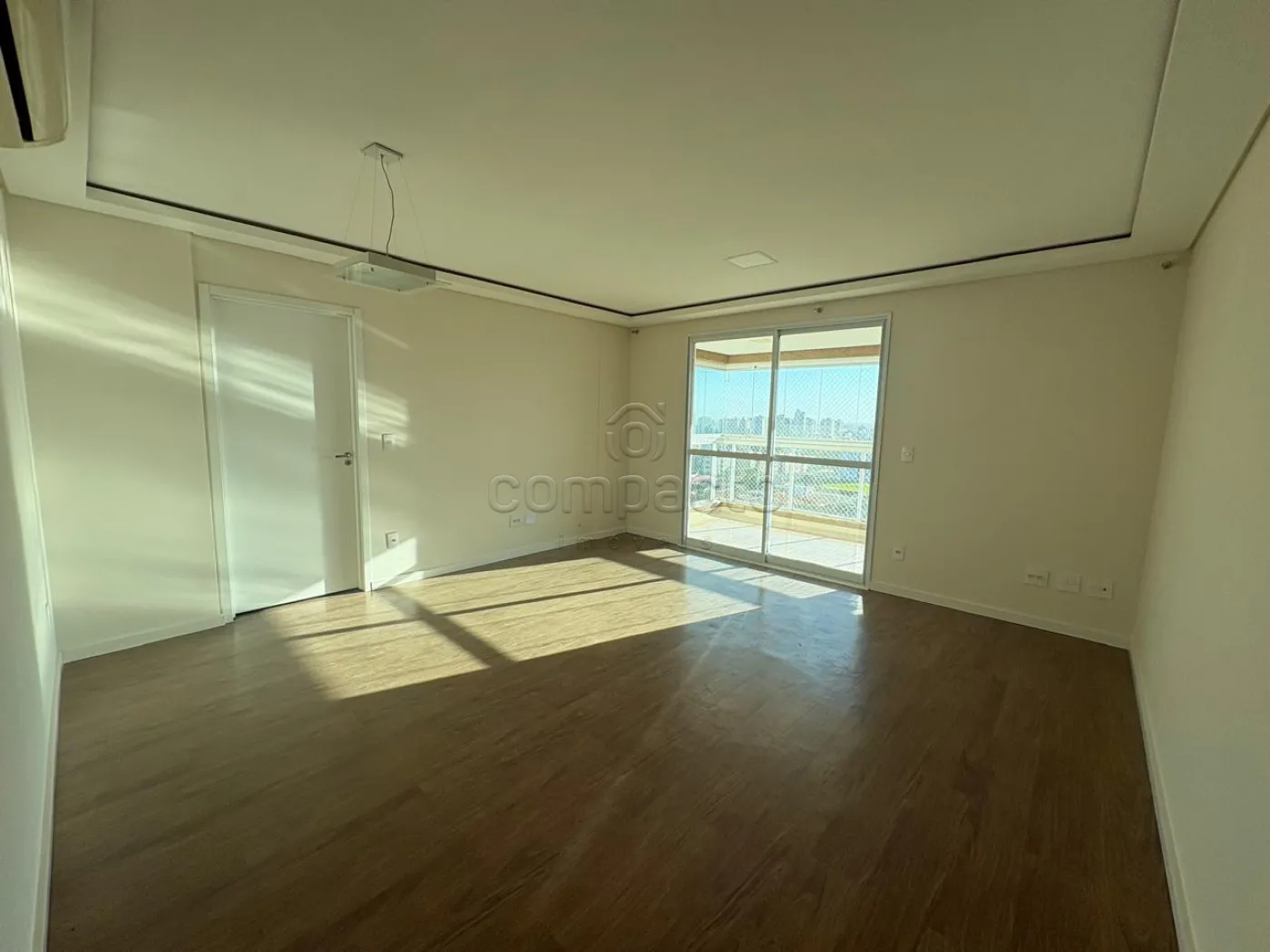 Apartamento | 3 Dormitórios (1 Suíte) | Sacada Gourmet | Condomínio com Lazer
