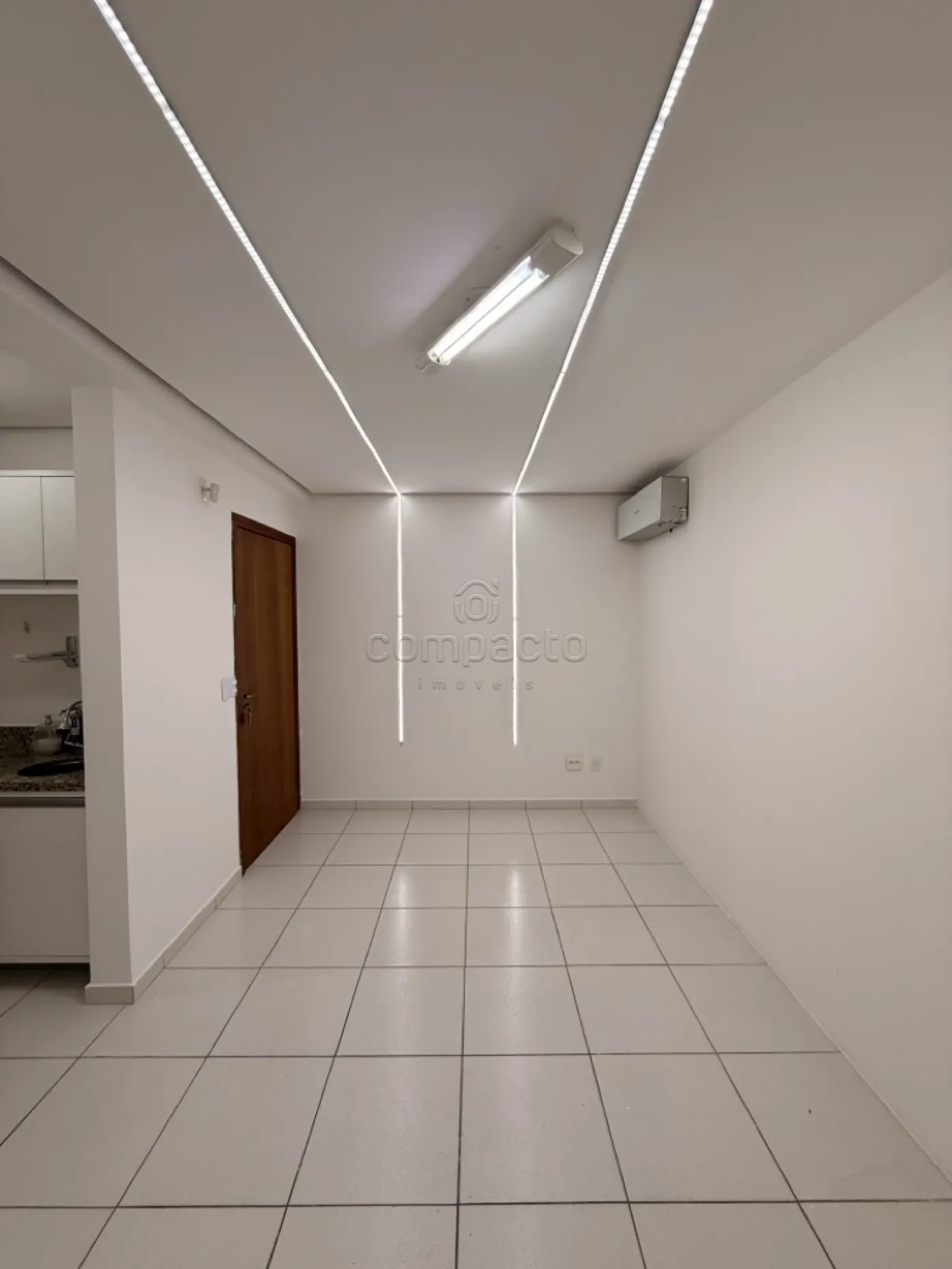 Alugar Comercial / SalaLoja Condom&iacute;nio em S&atilde;o Jos&eacute; do Rio Preto R$ 1.500,00 - Foto 5