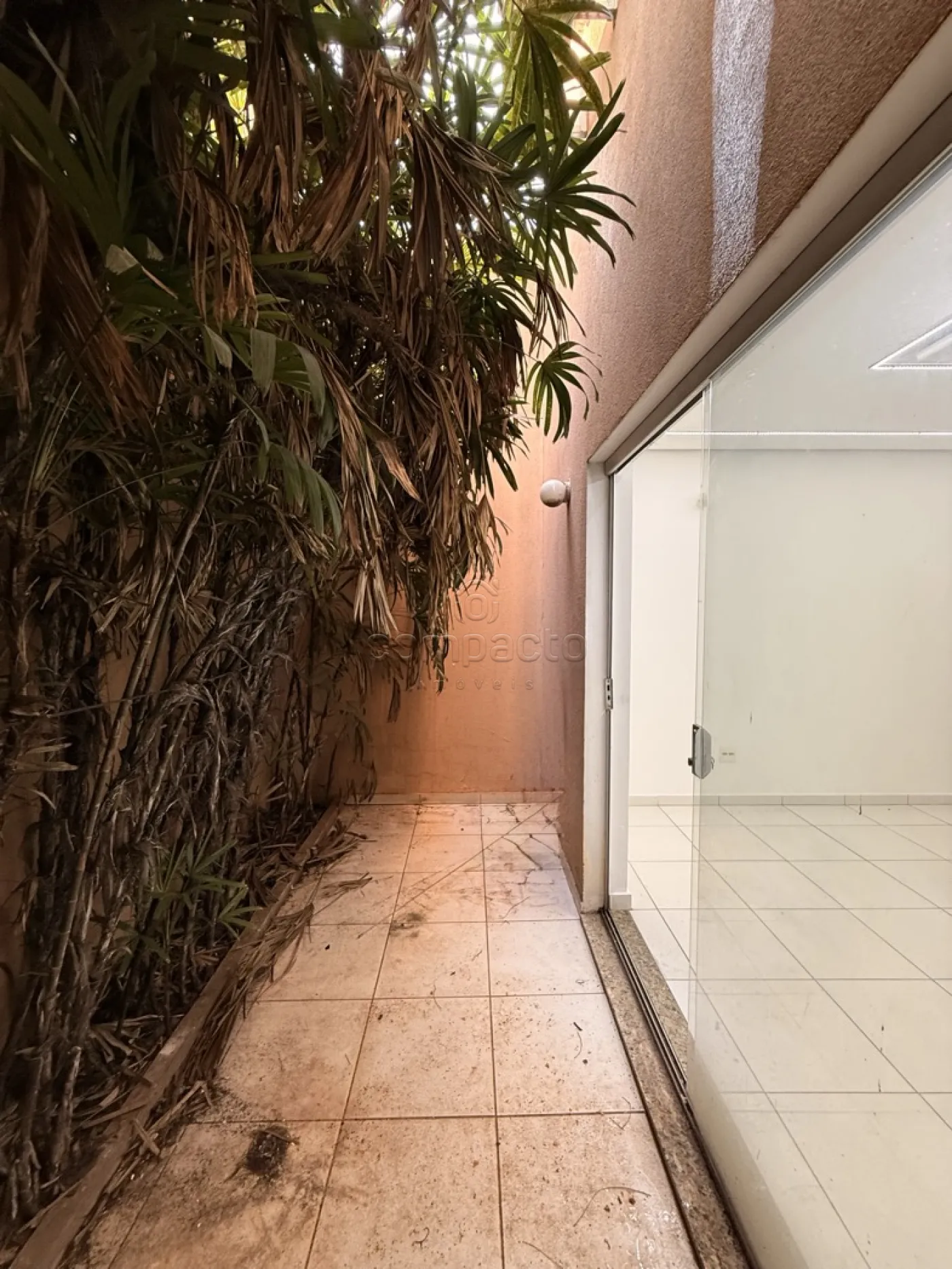 Alugar Comercial / SalaLoja Condom&iacute;nio em S&atilde;o Jos&eacute; do Rio Preto R$ 1.500,00 - Foto 23