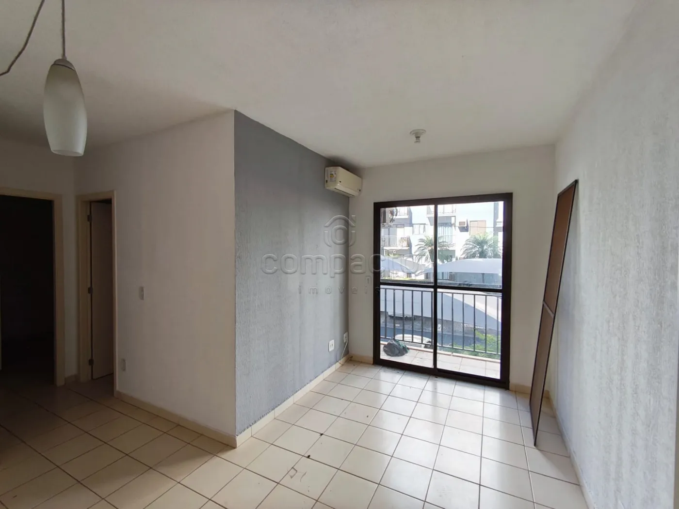Apartamento | 2 Quartos | 1 Vaga | 50m² | Sacada | Zona Sul