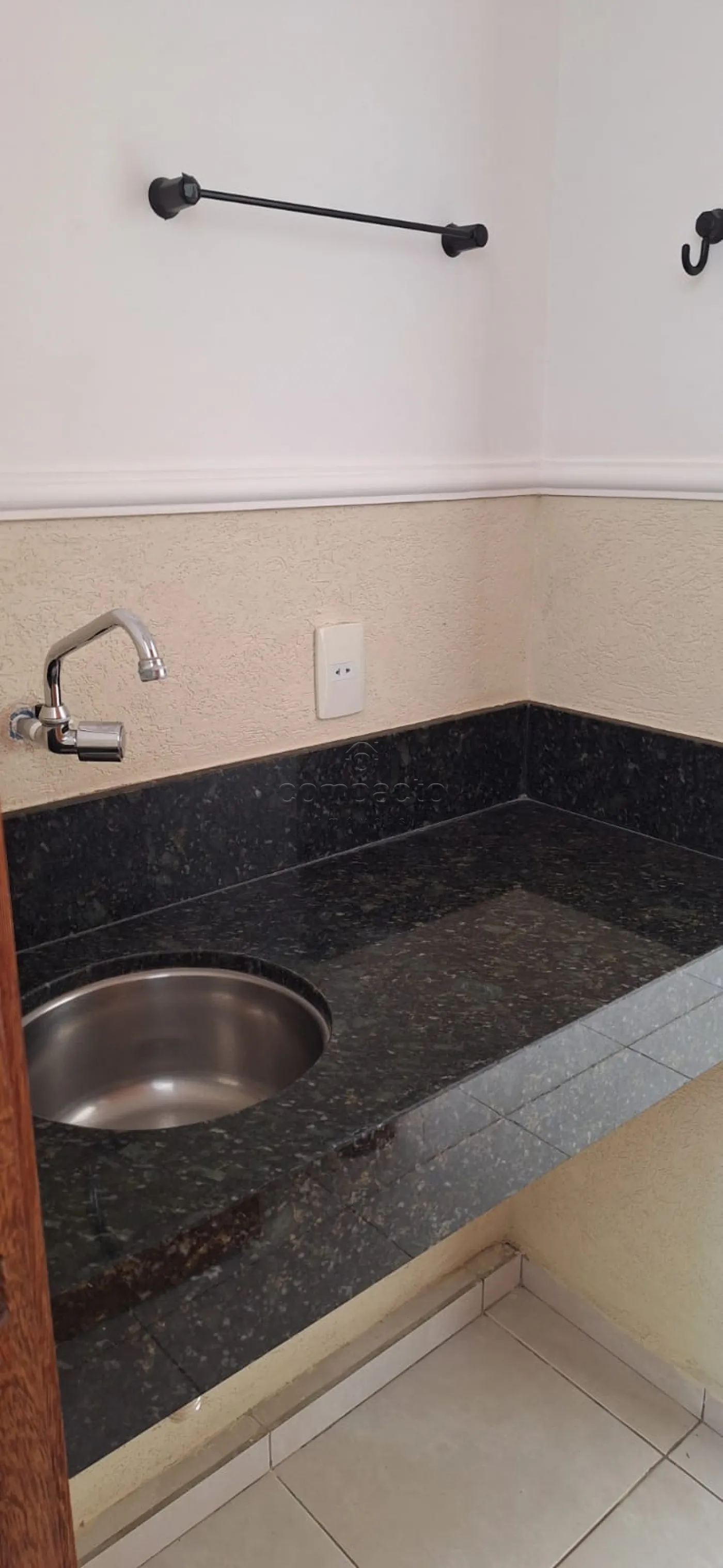 Alugar Comercial / SalaLoja Condom&iacute;nio em S&atilde;o Jos&eacute; do Rio Preto R$ 1.800,00 - Foto 11