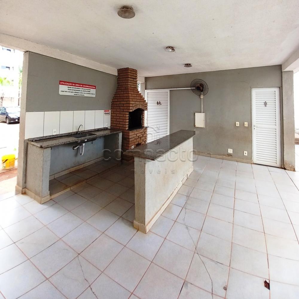 Alugar Apartamento / Padr&atilde;o em S&atilde;o Jos&eacute; do Rio Preto R$ 1.100,00 - Foto 38