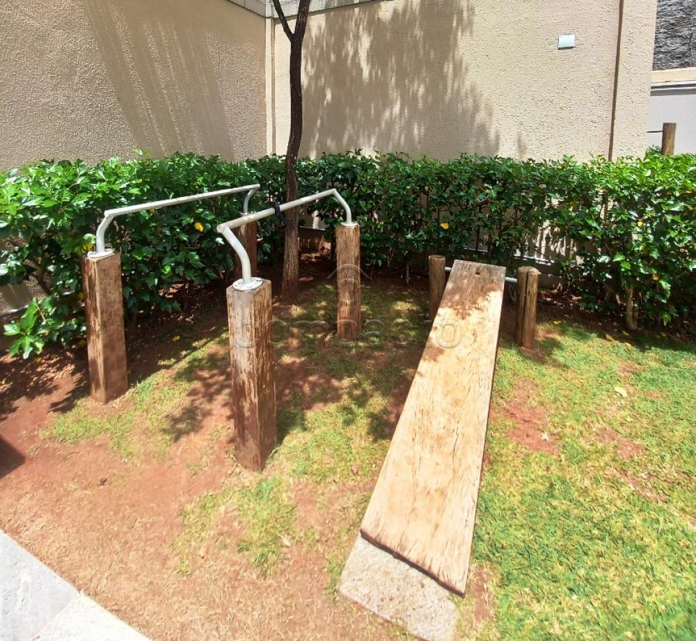 Alugar Apartamento / Padr&atilde;o em S&atilde;o Jos&eacute; do Rio Preto R$ 2.200,00 - Foto 14