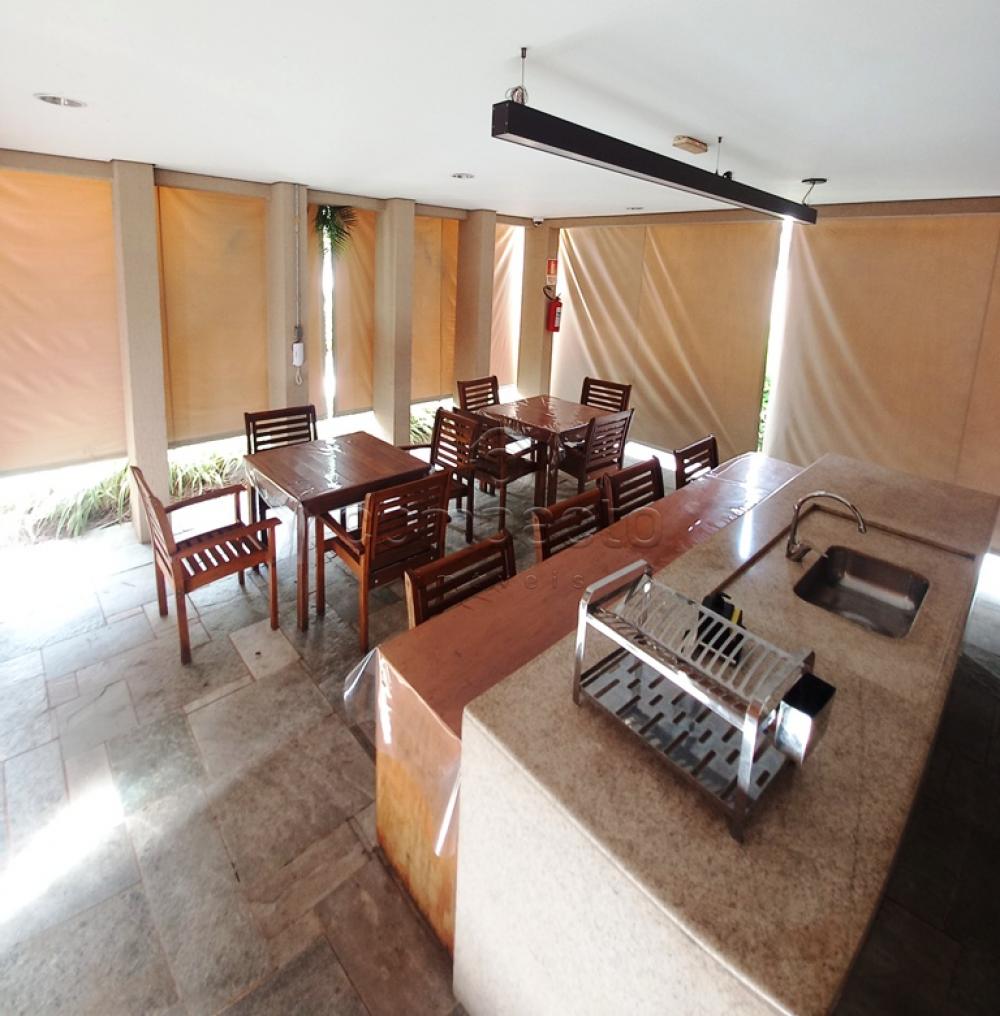 Alugar Apartamento / Padr&atilde;o em S&atilde;o Jos&eacute; do Rio Preto R$ 2.200,00 - Foto 18