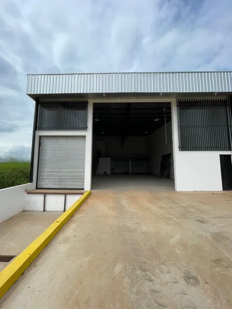 Sao Jose do Rio Preto Estancia Pica pau amarelo (Zona Rural) Salao Locacao R$ 10.000,00  2 Vagas 