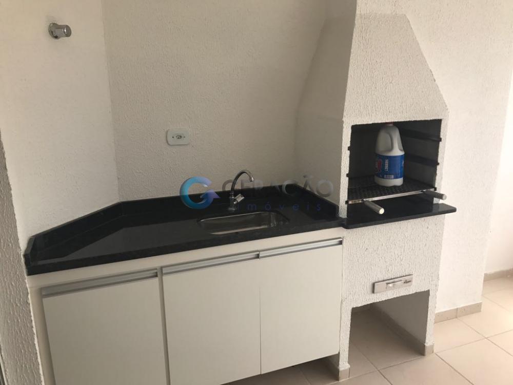 Alugar Apartamento / Padr&atilde;o em S&atilde;o Jos&eacute; dos Campos R$ 2.800,00 - Foto 2