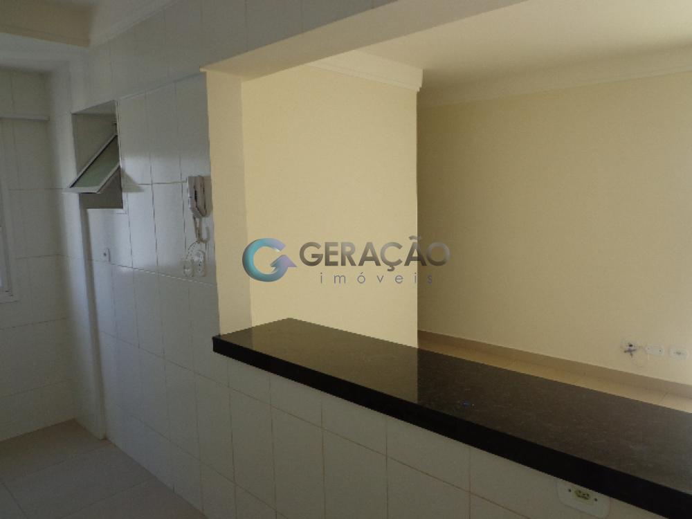 Alugar Apartamento / Padr&atilde;o em S&atilde;o Jos&eacute; dos Campos R$ 2.600,00 - Foto 5