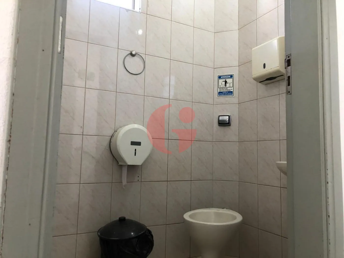 Comprar Comercial / Casa em S&atilde;o Jos&eacute; dos Campos R$ 790.000,00 - Foto 22