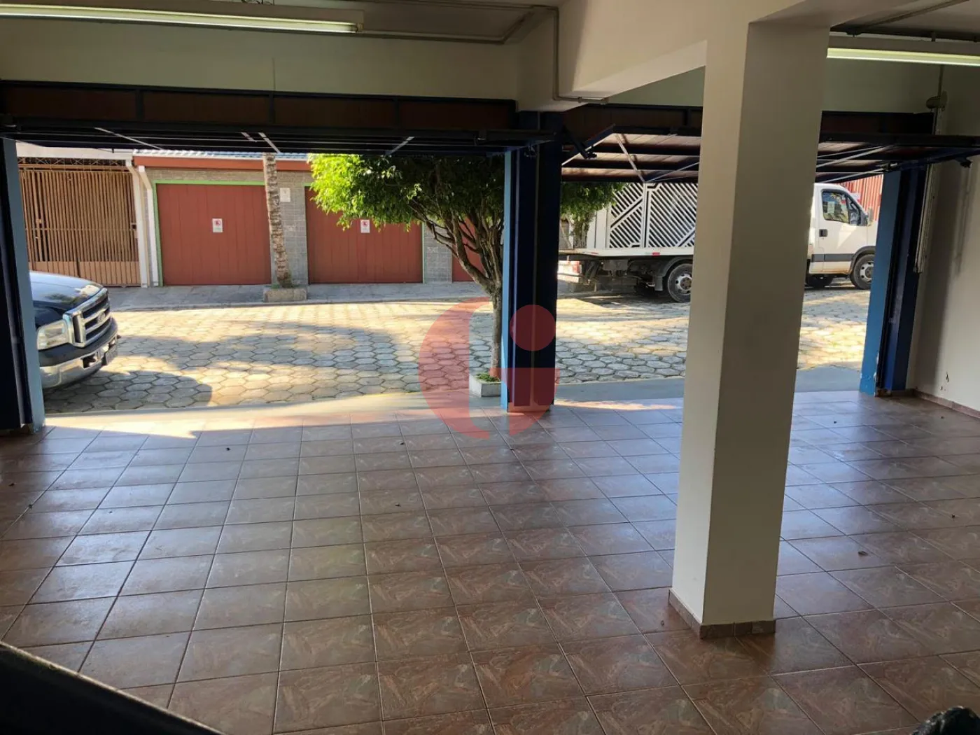 Comprar Comercial / Casa em S&atilde;o Jos&eacute; dos Campos R$ 790.000,00 - Foto 3